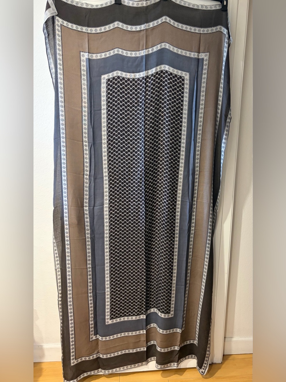 THEODORA & CALLUM Geometric Border Print Blanket Scarf Shawl Wrap Brown Blue